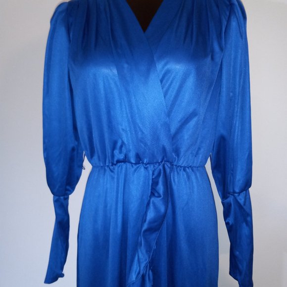 ruffled wrap dress, blouson sleeves, vintage from late 70s-80s, made in Canada - Picture 14 of 16